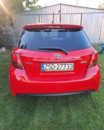 Toyota Yaris cena 44900 przebieg: 50600, rok produkcji 2015 z Jaworzno małe 92
